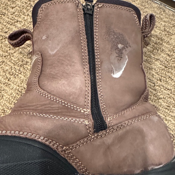 L.L. Bean Men's Brown and Black Snow Boots - Picture 5 of 13